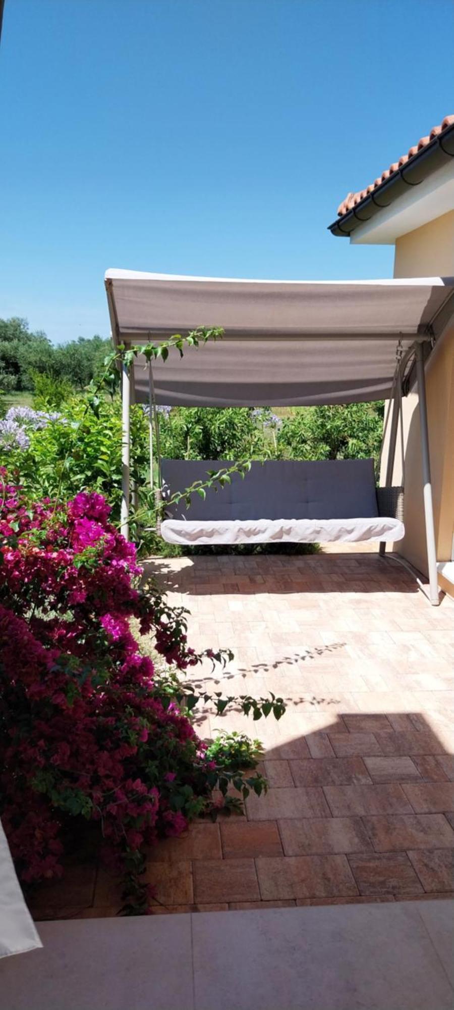 Vila Dubravka - Schoen Und Komfortabel Inmitten Von Olivenbaeumen Und Weinbergen Mit Whirlpool Valtura Exterior foto